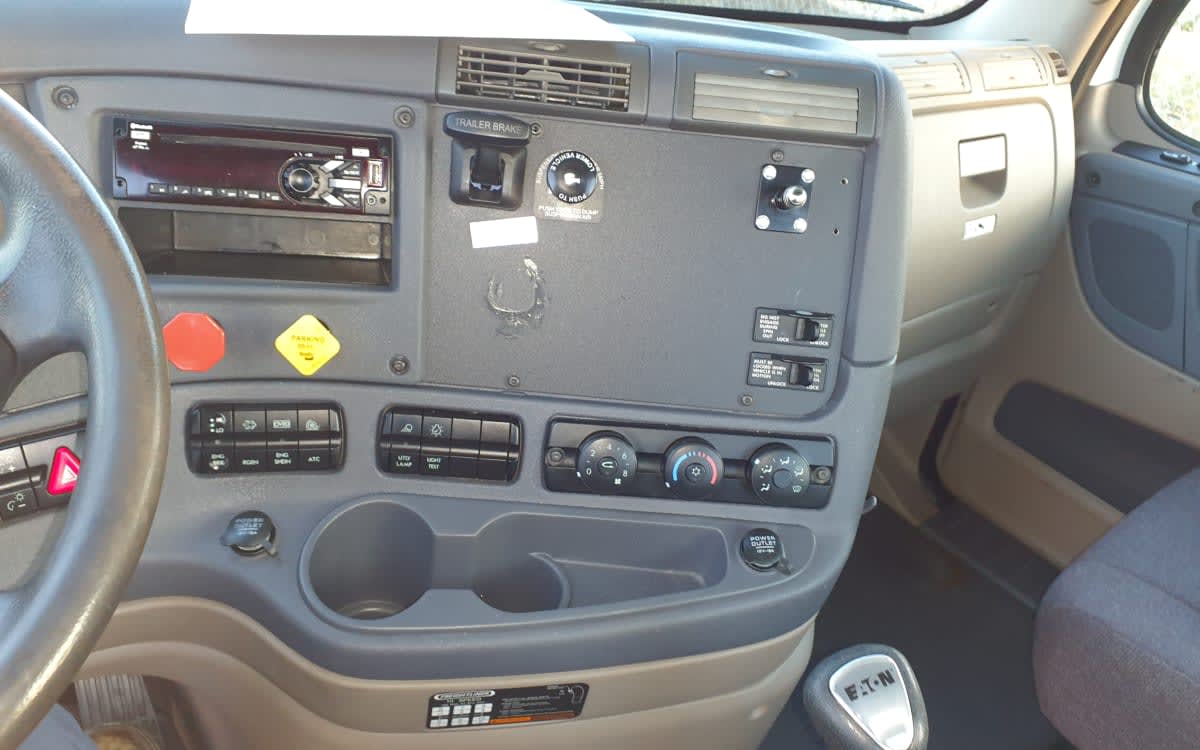 2018 Freightliner/Mercedes CASCADIA 125 771374