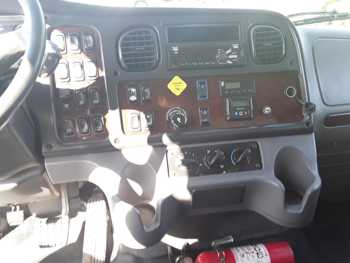 2018 Freightliner/Mercedes M2-112 771428