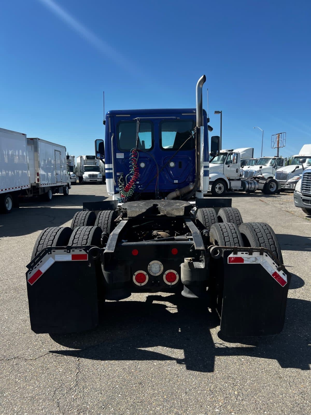 2018 Freightliner Cascadia in West Sacramento, CA — photo 5