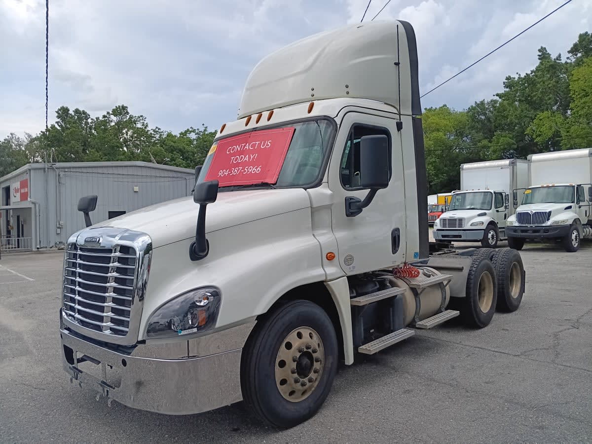 2018 Freightliner CASCADIA 125 771570
