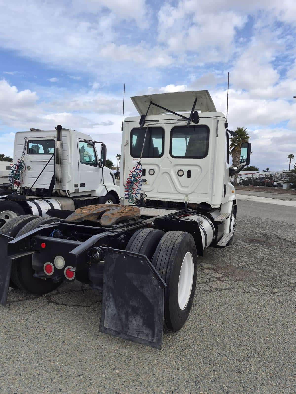 2018 Freightliner/Mercedes CASCADIA 113 771689