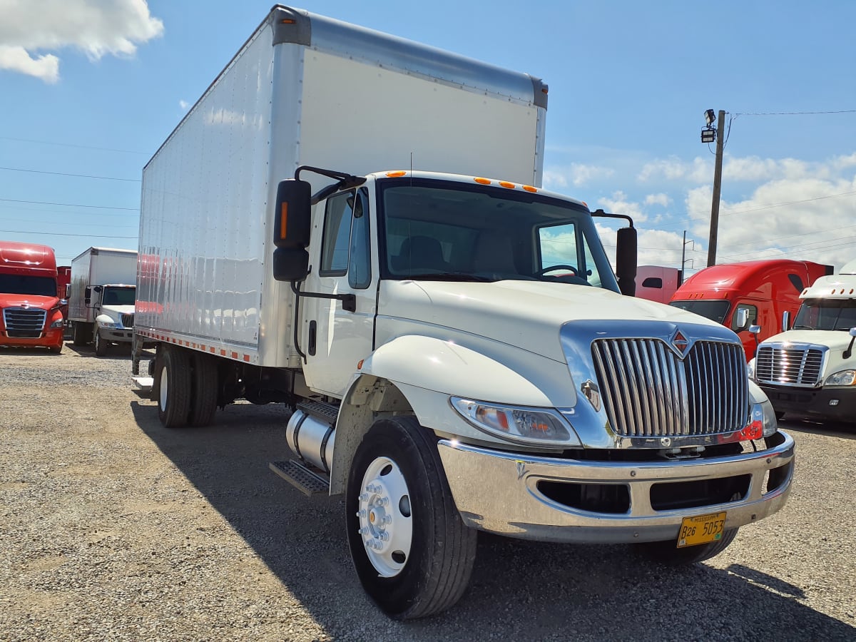 2019 Navistar International 4300 771876