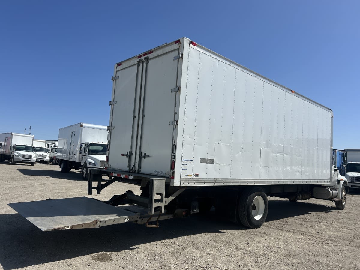 2018 Navistar International 4300 771909
