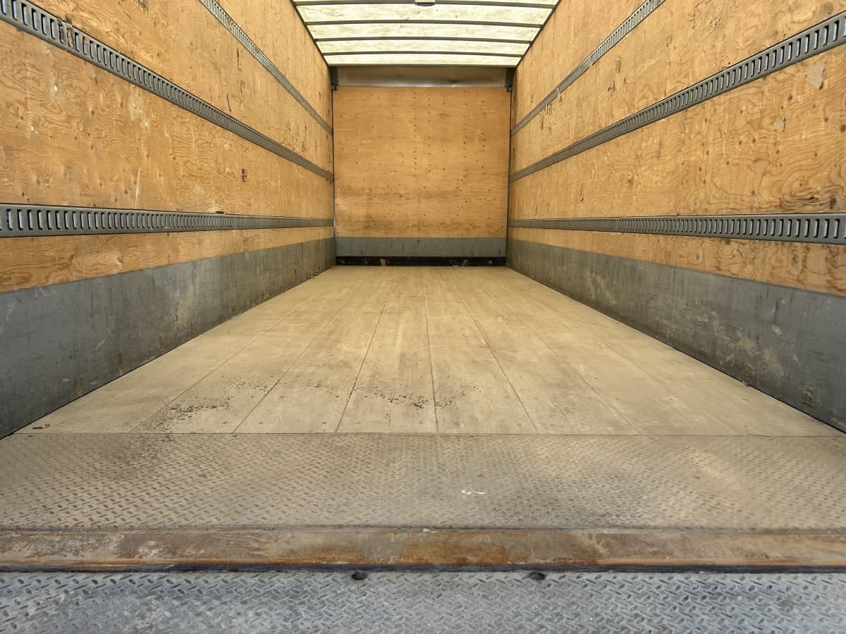2018 Navistar International 4300 771909