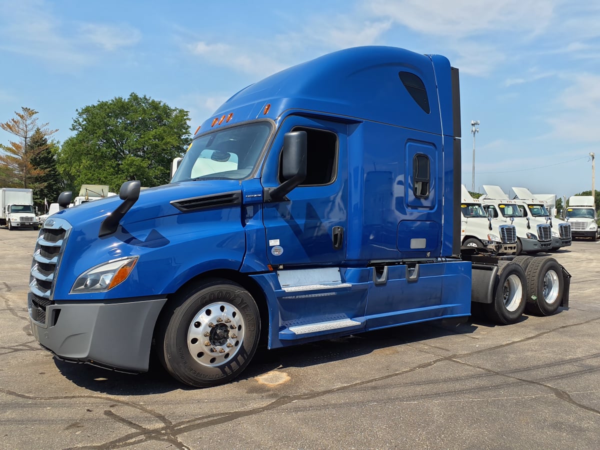 Freightliner/Mercedes NEW CASCADIA PX12664 VEH-772016