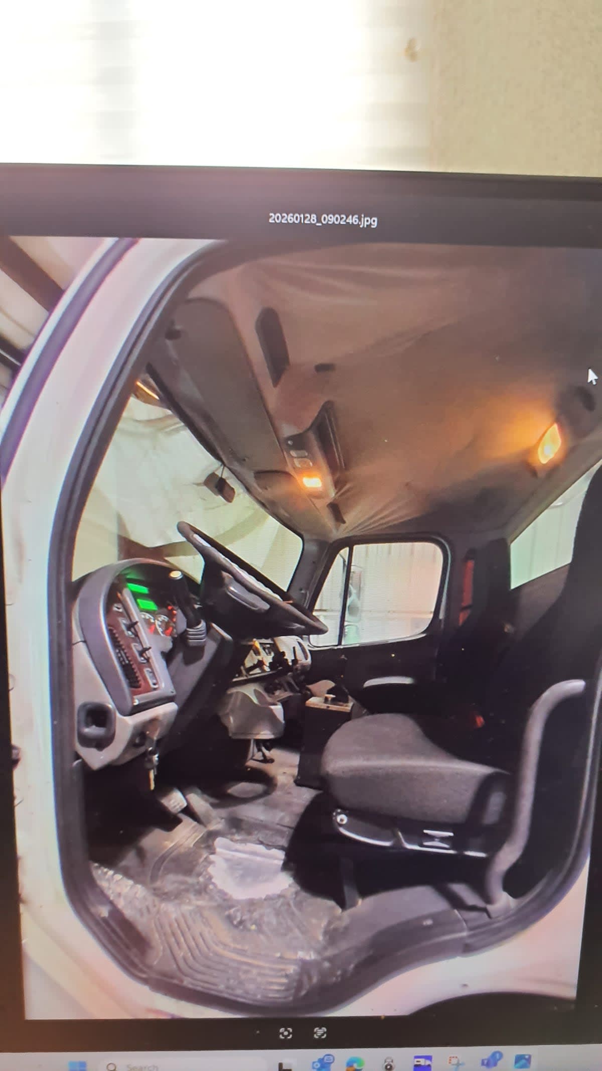 2018 Freightliner/Mercedes M2 TRACTOR 772084