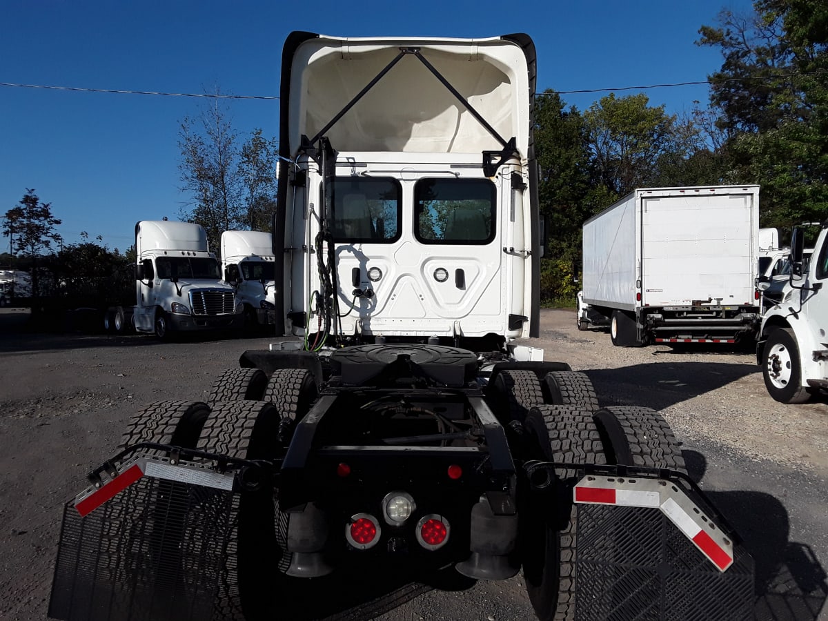 2018 Freightliner/Mercedes CASCADIA 125 772092