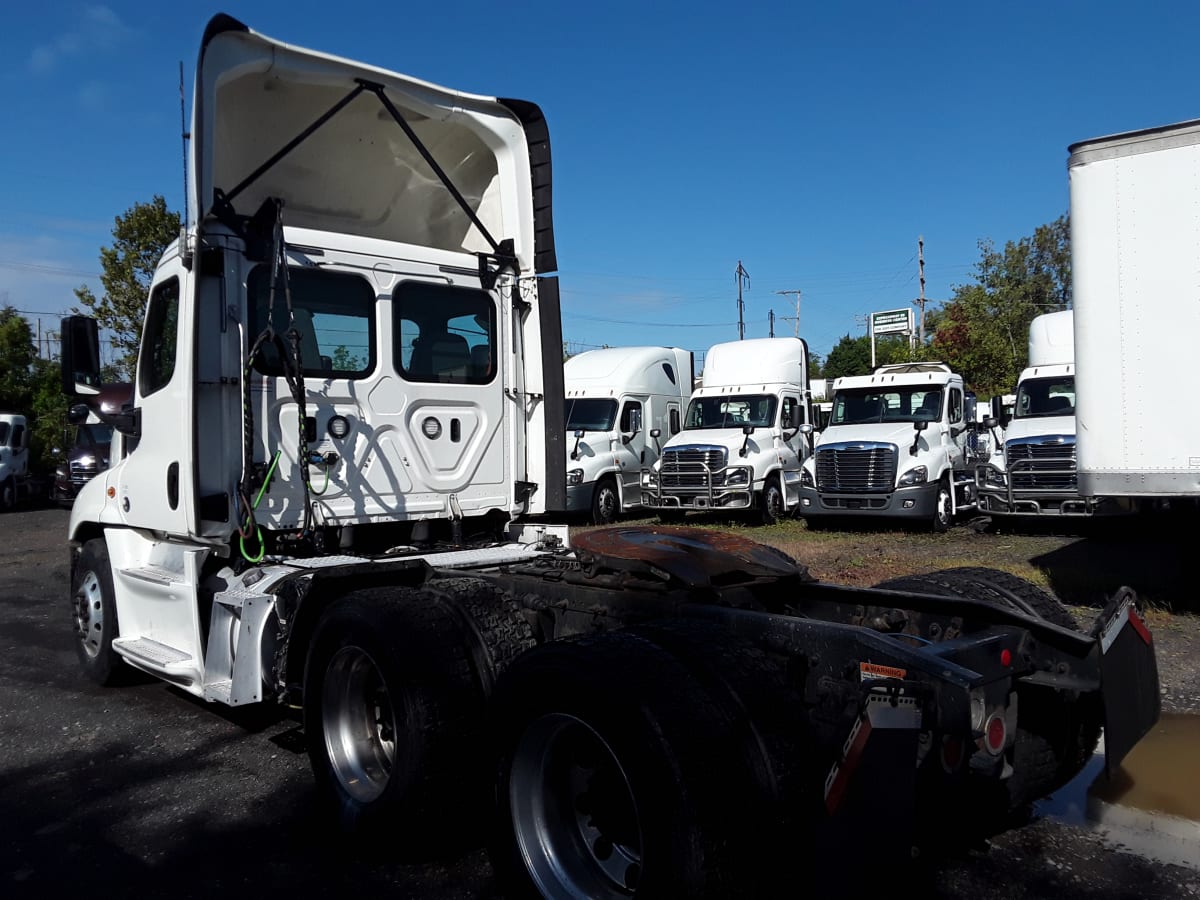 2018 Freightliner/Mercedes CASCADIA 125 772094