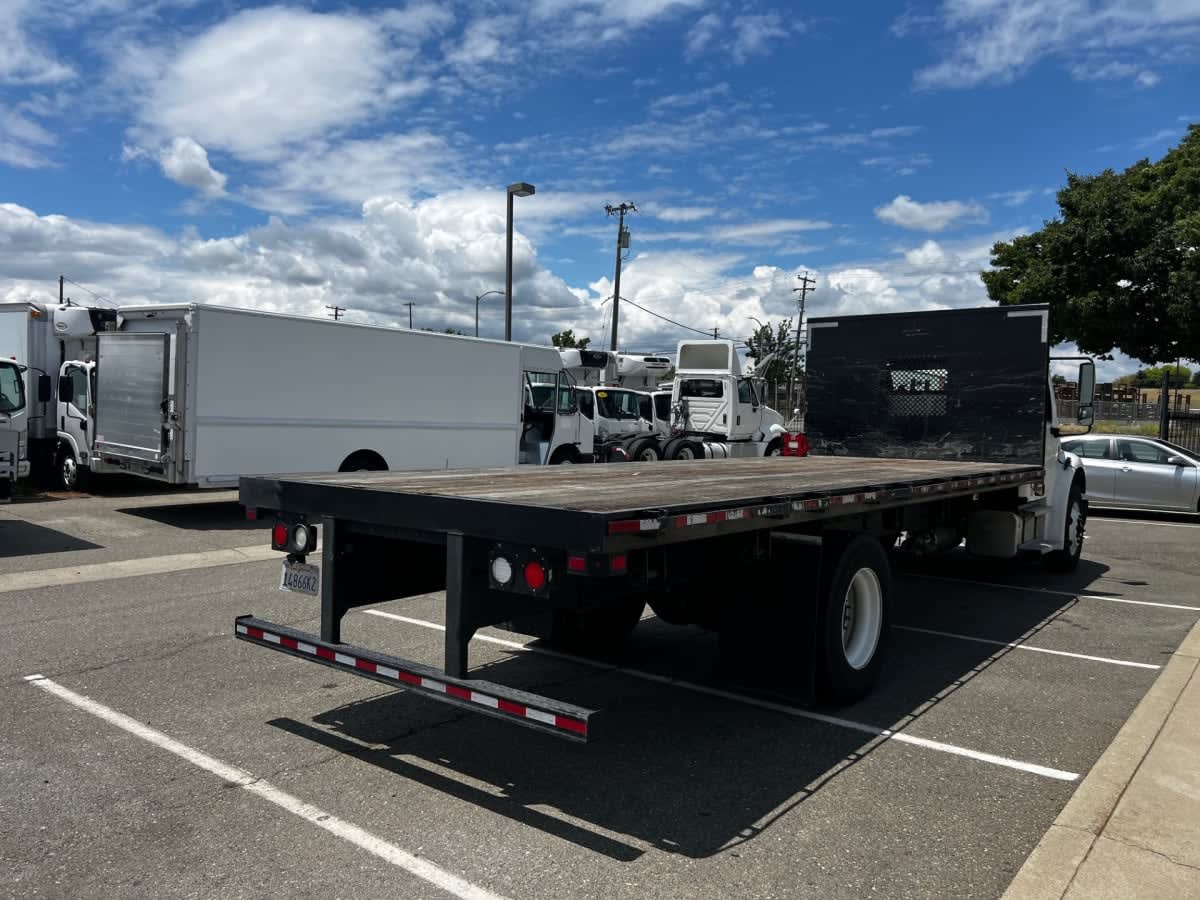 2018 Freightliner M2 106 in West Sacramento, CA — photo 4