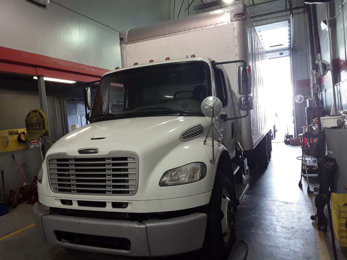 2018 Freightliner/Mercedes M2 106 772148