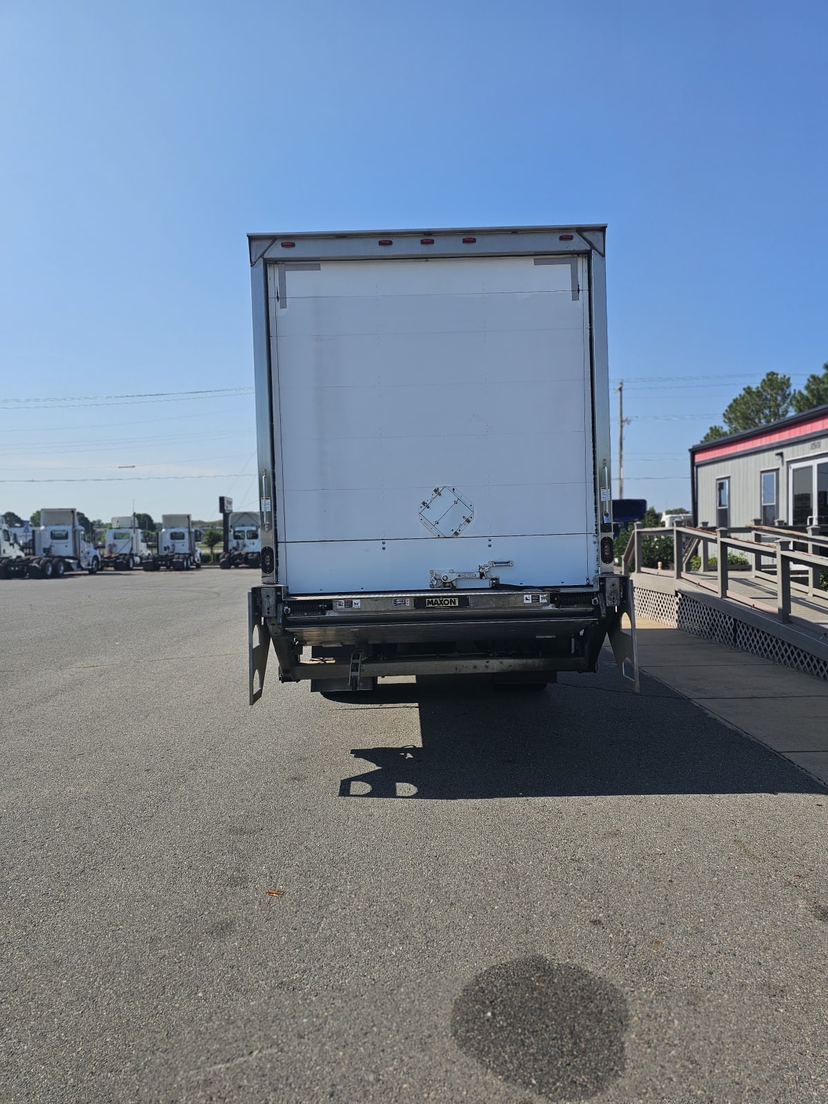 2018 Freightliner/Mercedes M2 106 772206