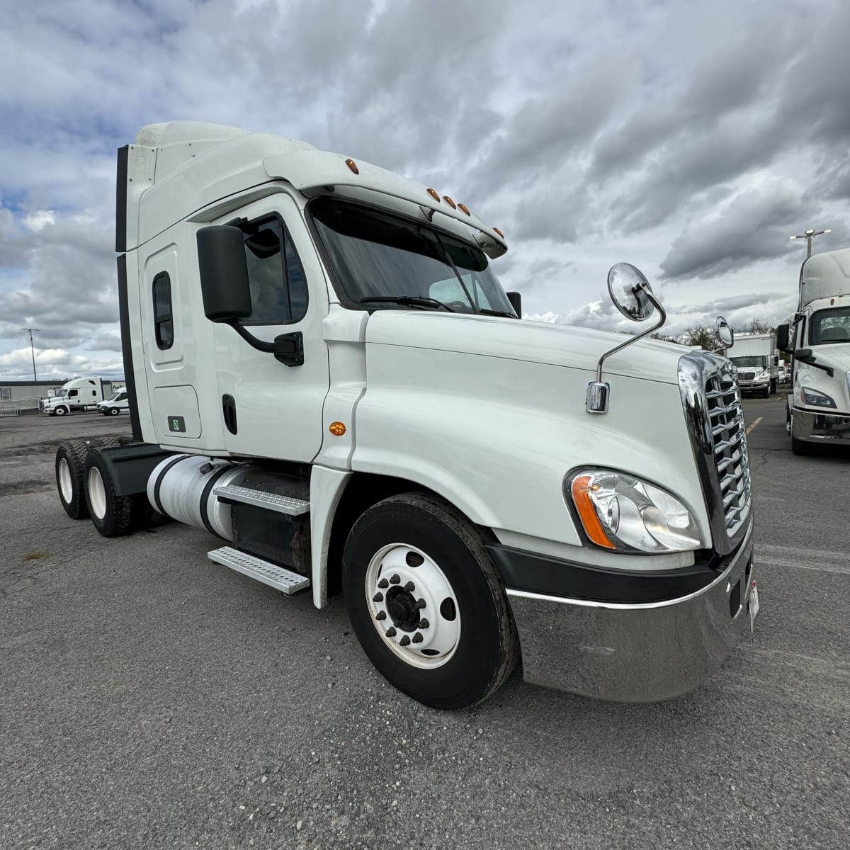 2018 Freightliner/Mercedes CASCADIA 125 772224