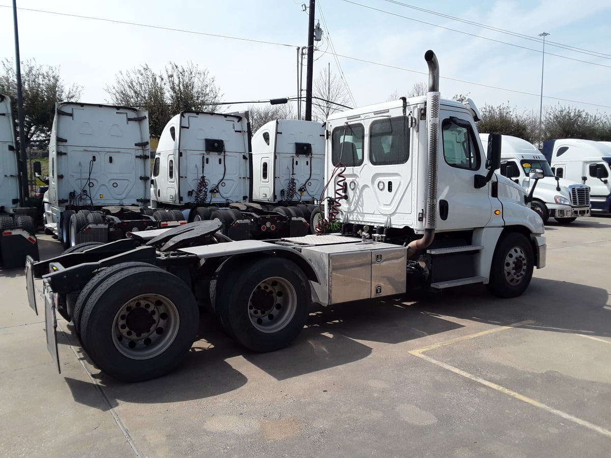 2018 Freightliner/Mercedes CASCADIA 125 772366