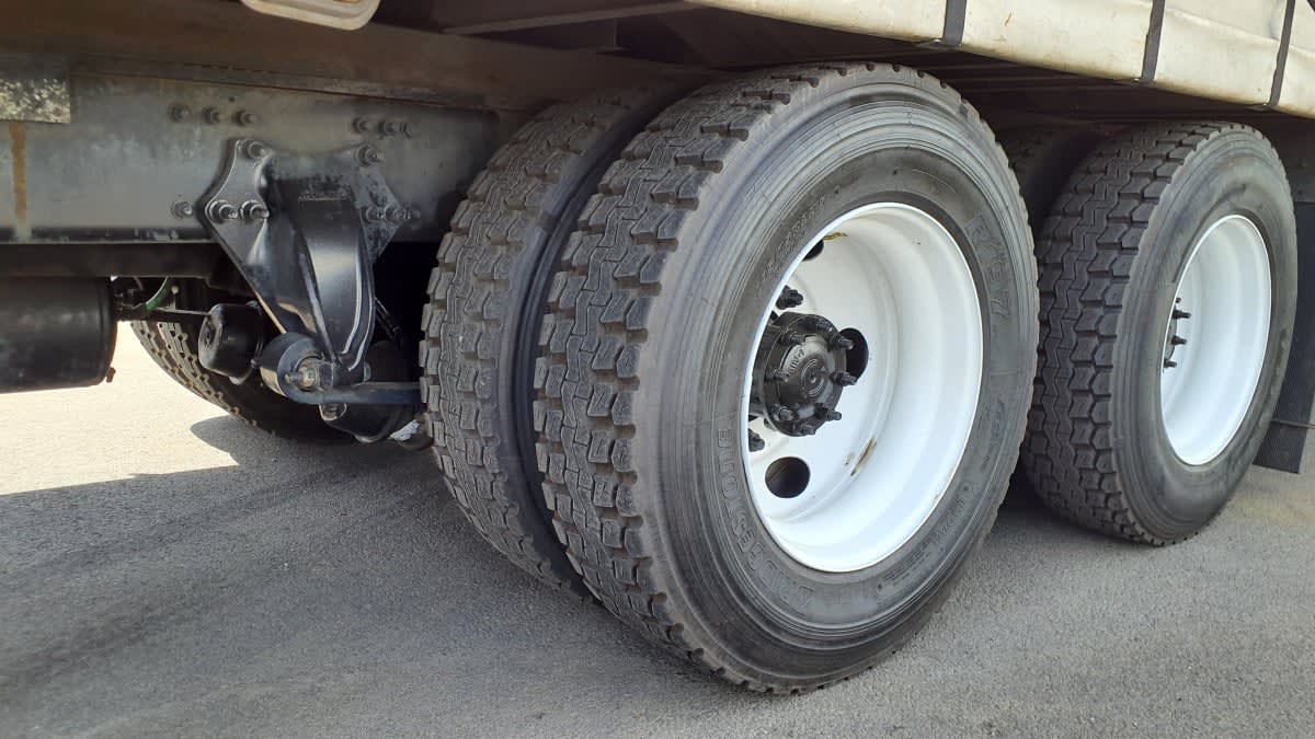 2018 Freightliner/Mercedes M2 106 772372