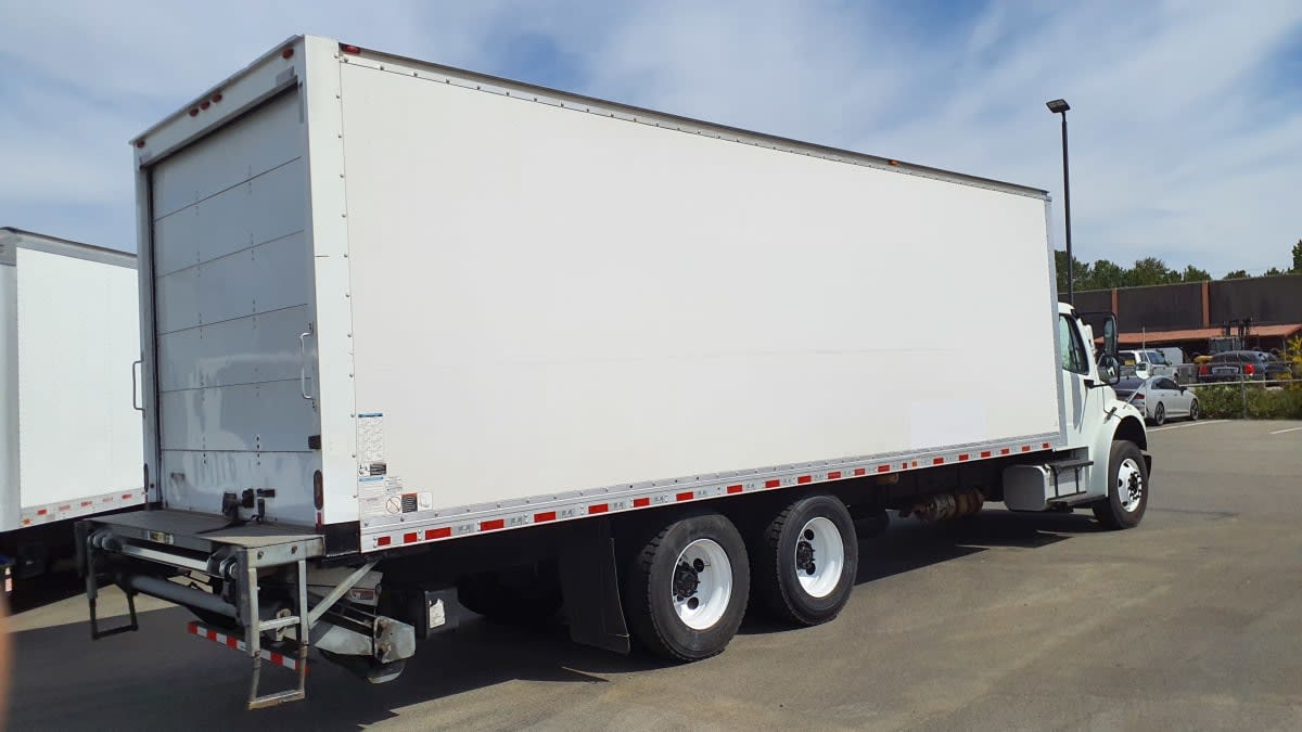 2018 Freightliner/Mercedes M2 106 772372
