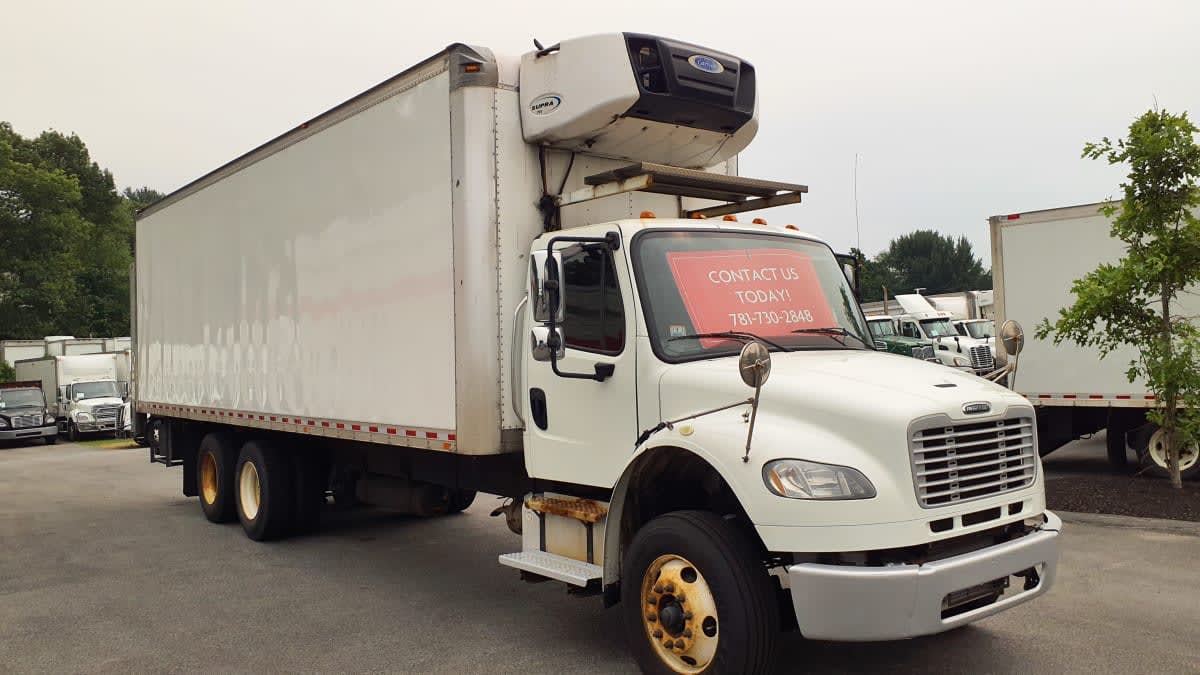 2018 Freightliner M2 106 in Norwood, MA — photo 3