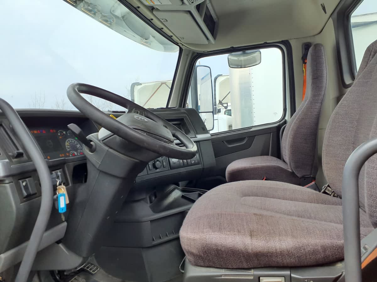 2018 Volvo VNL64TRACTOR 772573