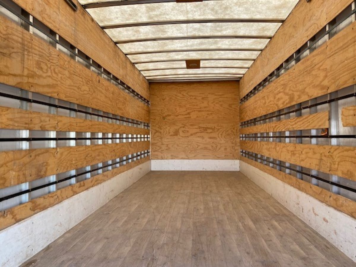 2018 Freightliner/Mercedes M2 106 772652