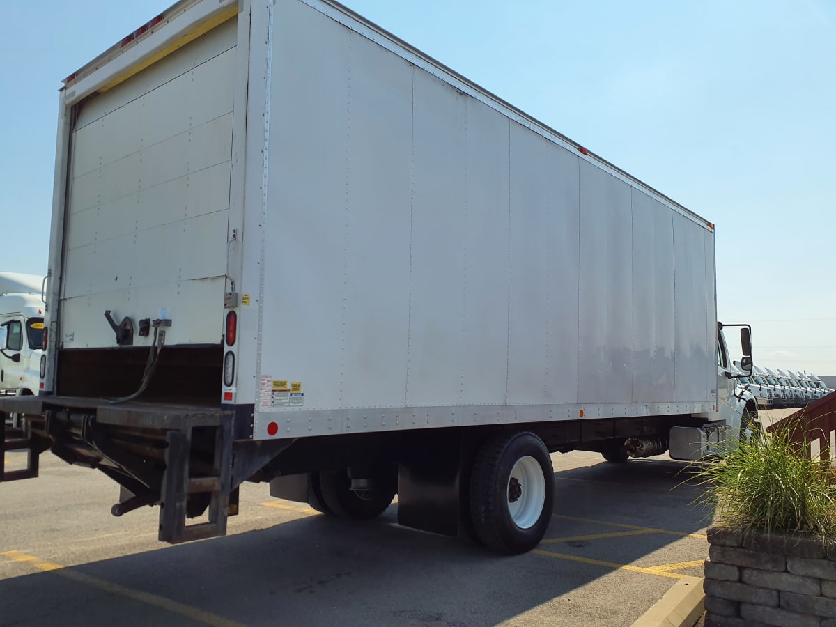 2018 Freightliner/Mercedes M2 106 773021