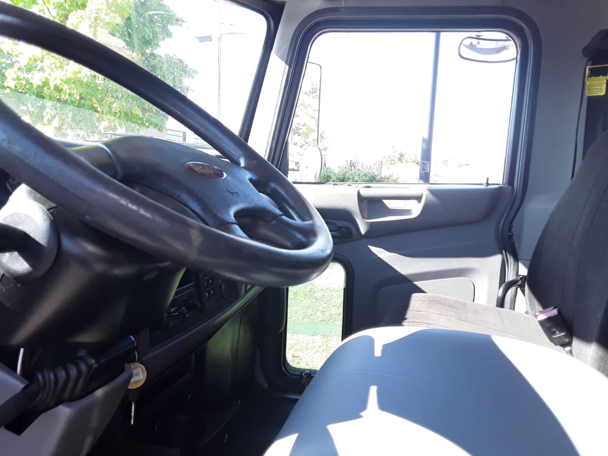 2015 Peterbilt 337 773249