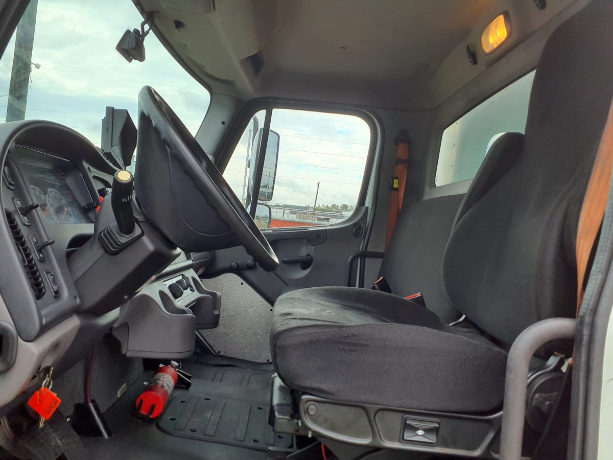 2018 Freightliner/Mercedes M2 106 773410