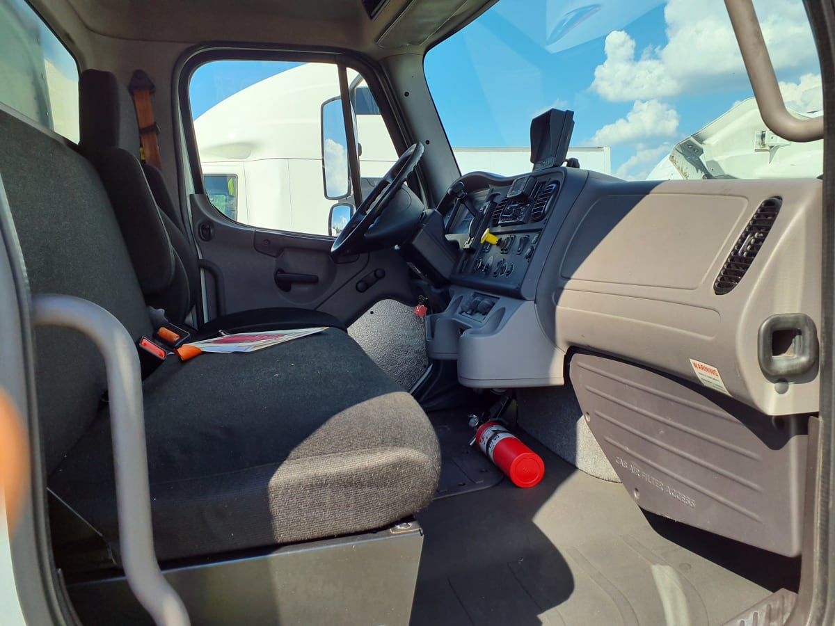2018 Freightliner/Mercedes M2 106 773411