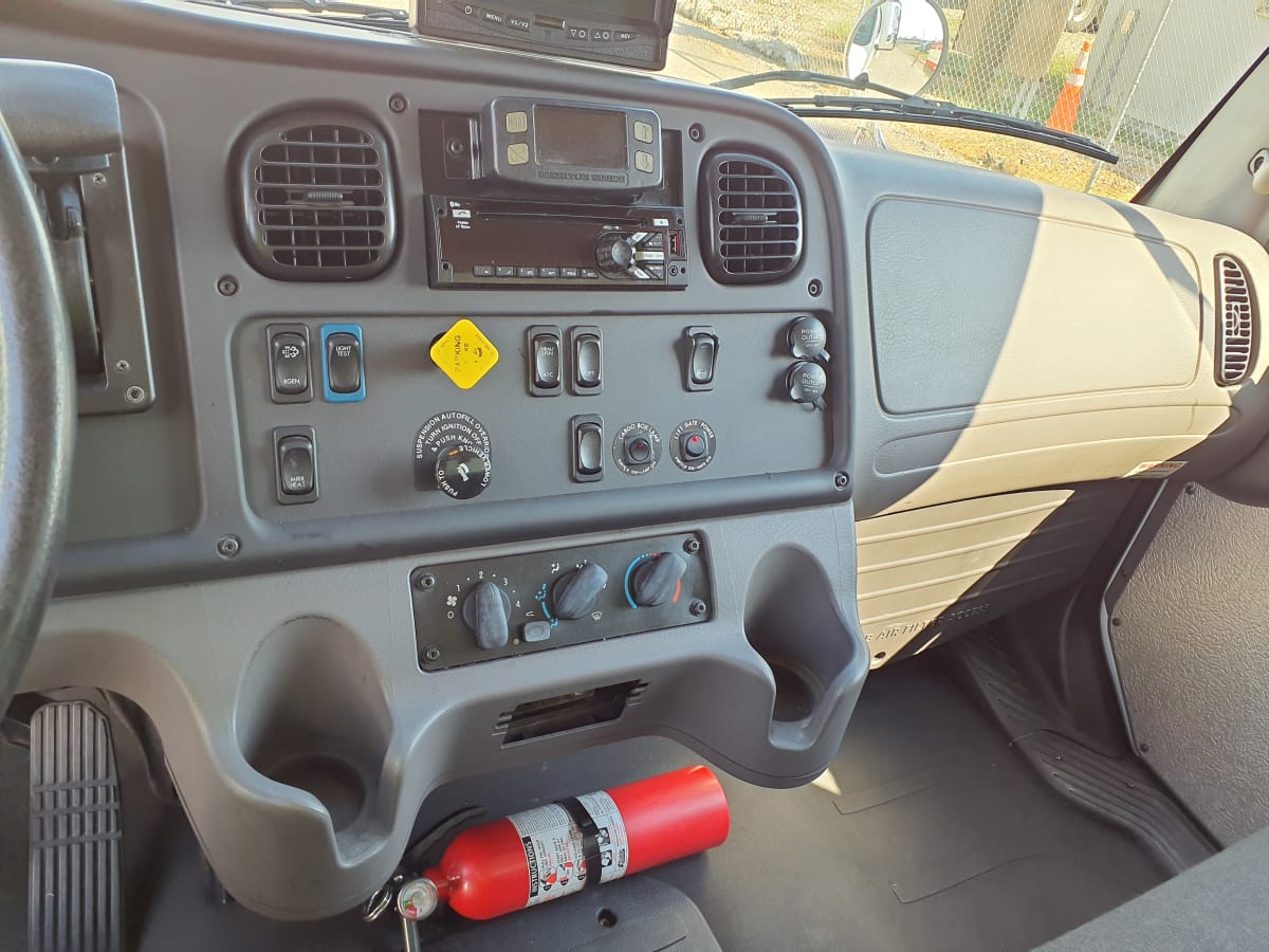 2018 Freightliner/Mercedes M2 106 773411