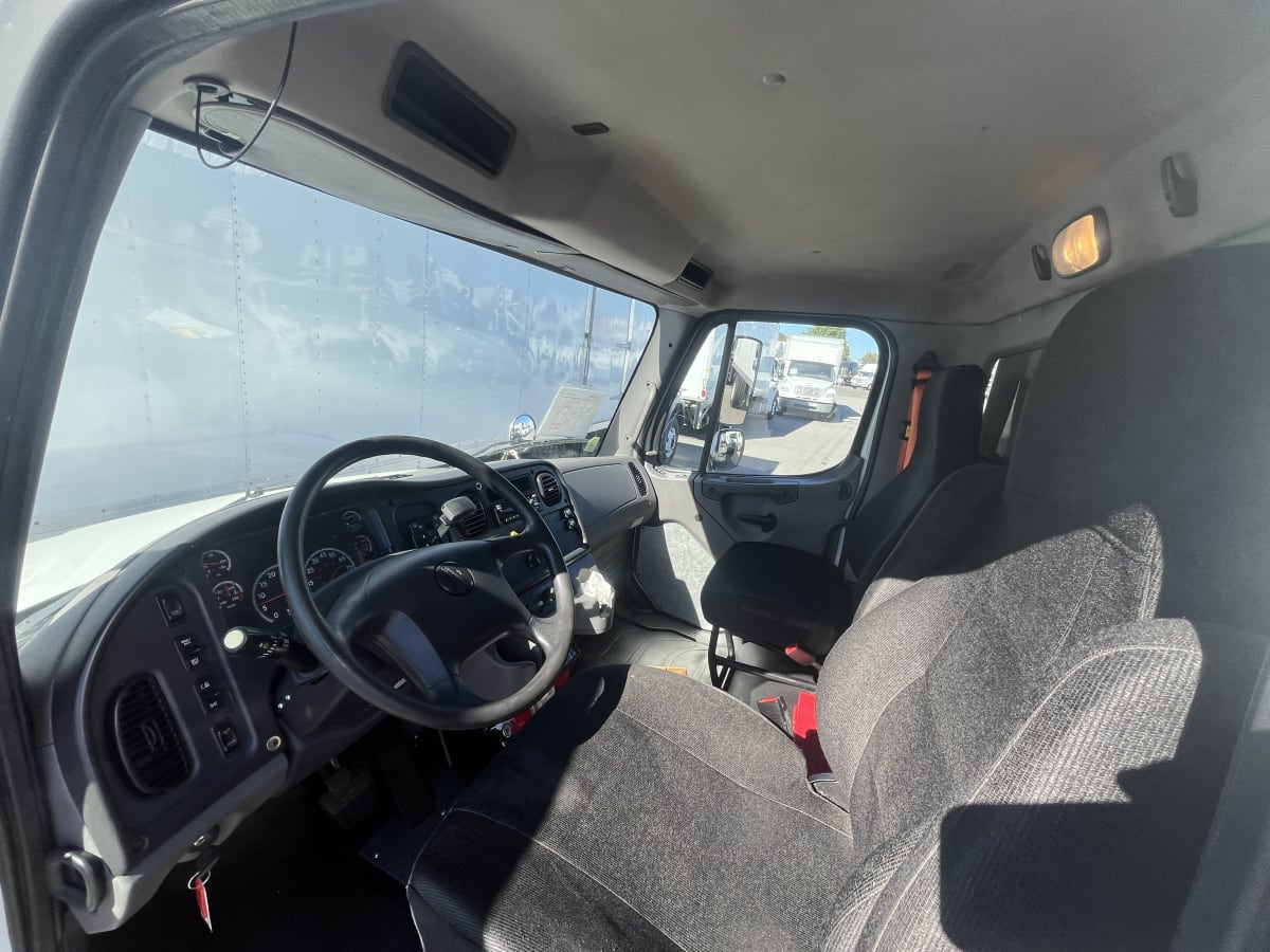 2018 Freightliner/Mercedes M2 106 773440
