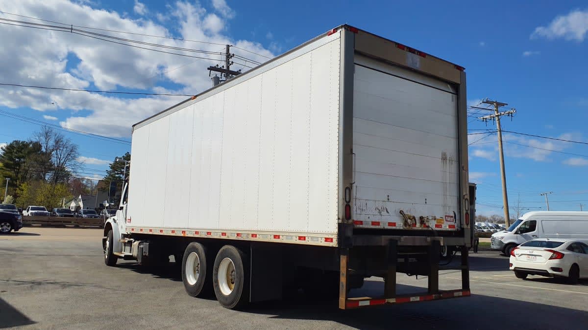 2018 Freightliner/Mercedes M2 106 773906