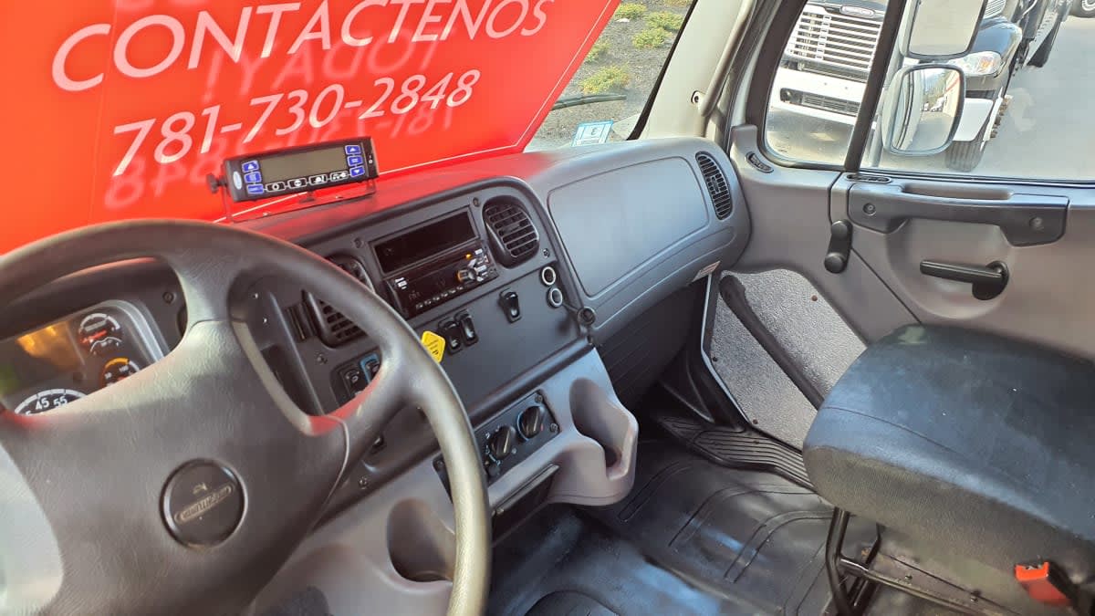 2018 Freightliner/Mercedes M2 106 773906