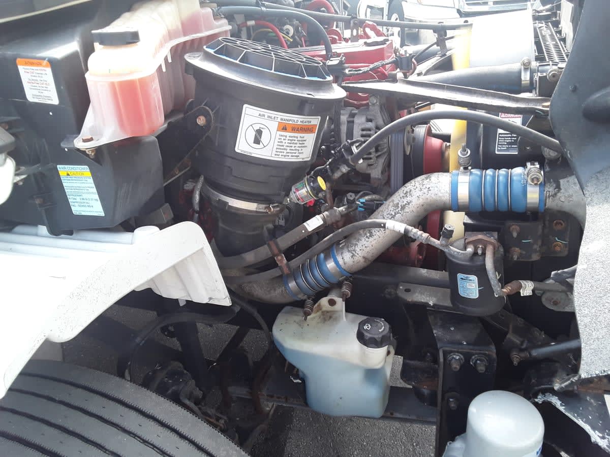 2018 Freightliner M2 106 774071