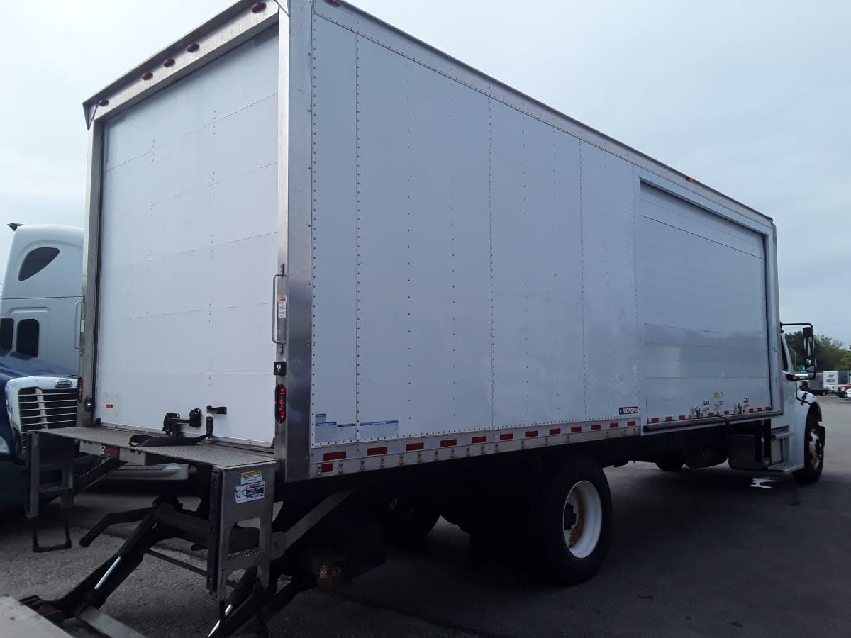 2018 Freightliner M2 106 774071