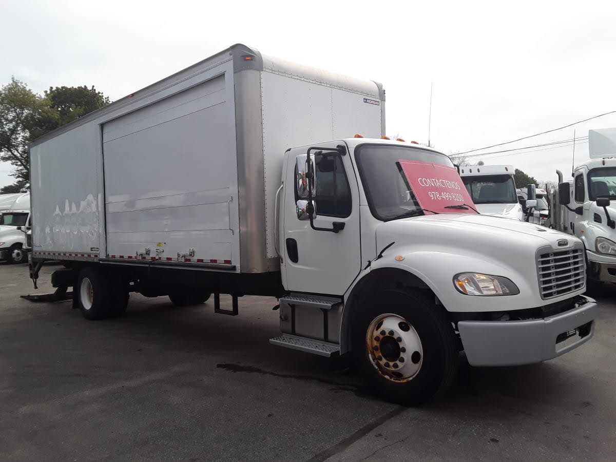 2018 Freightliner M2 106 774071