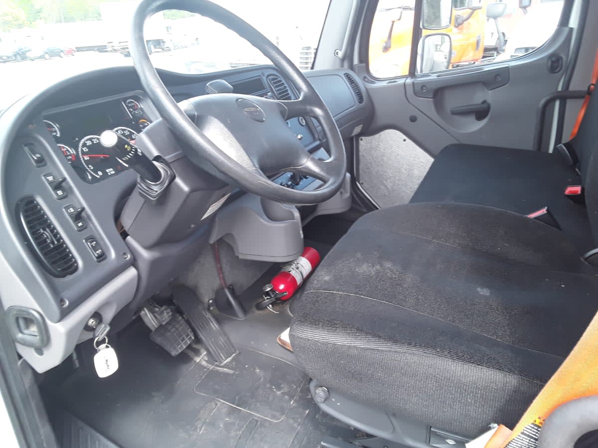 2018 Freightliner M2 106 774071