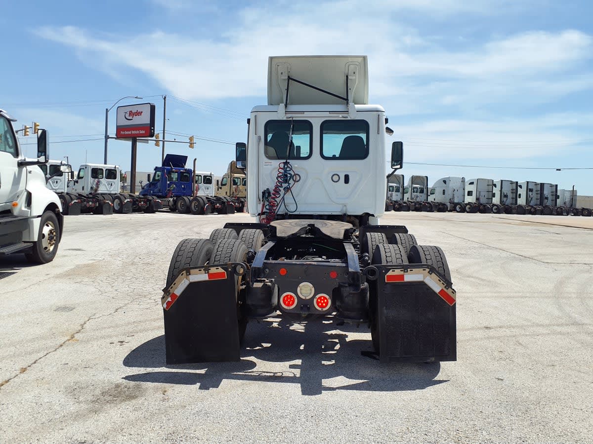 2018 Freightliner - image 5