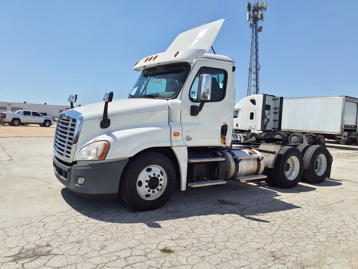 2018 Freightliner - image 1