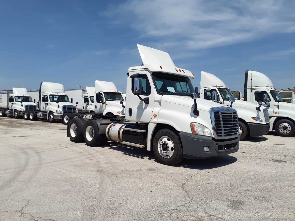 2018 Freightliner - image 3