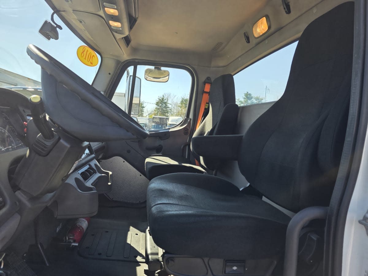 2018 Freightliner/Mercedes M2 106 774186