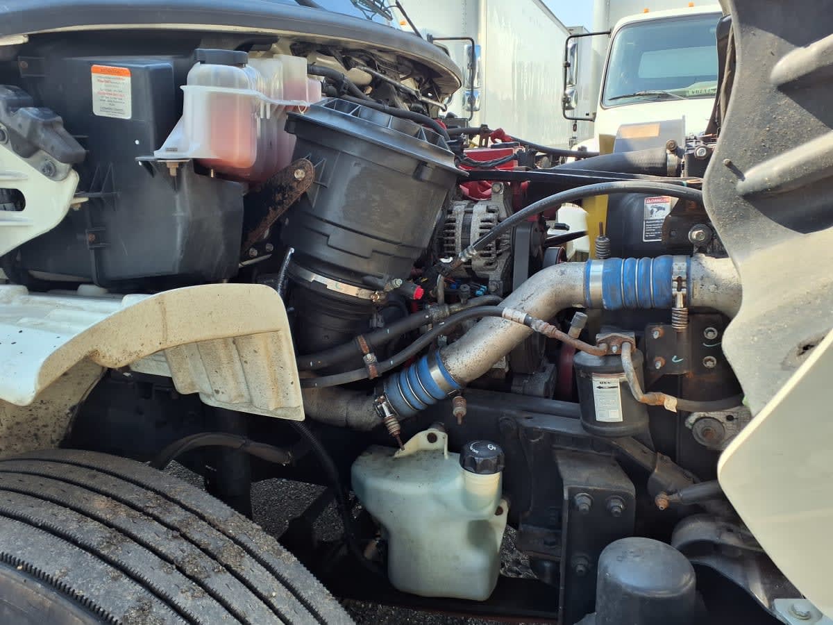 2018 Freightliner M2 106 774546
