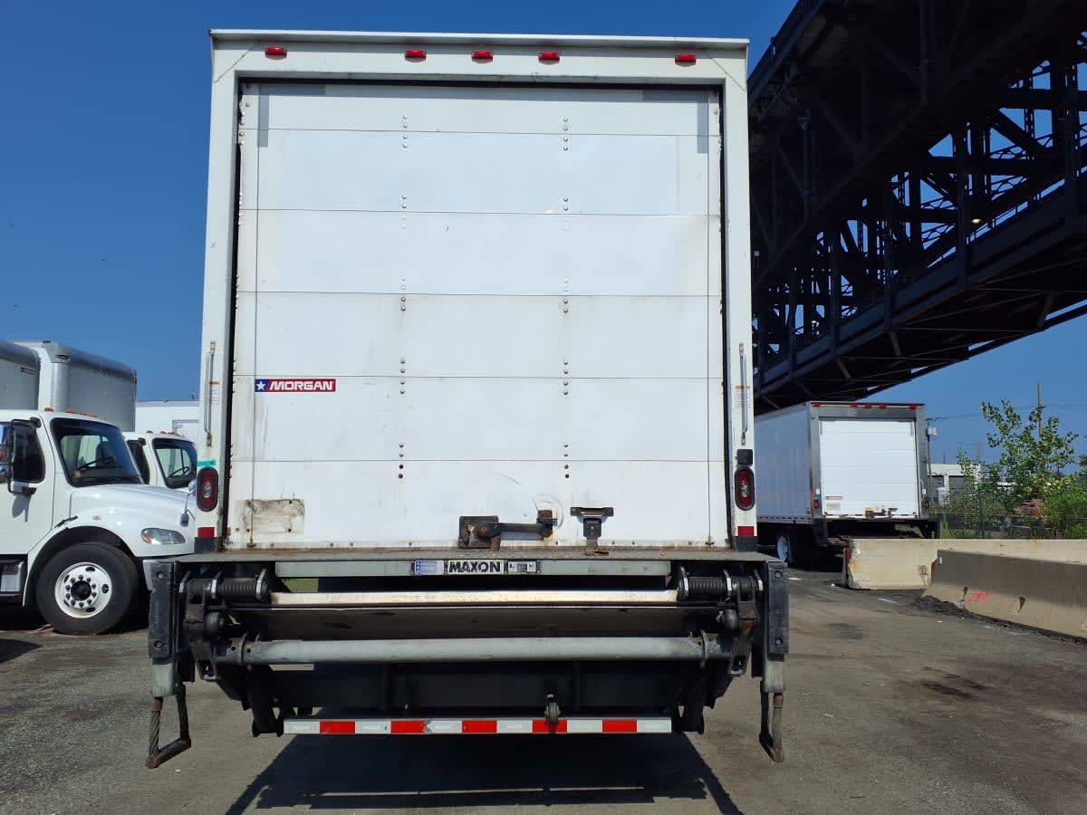 2018 Freightliner M2 106 774546