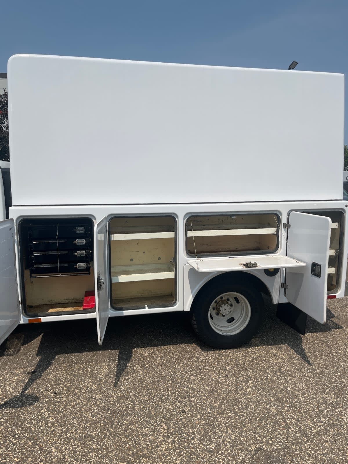 2017 Ford Motor Company F350 774594