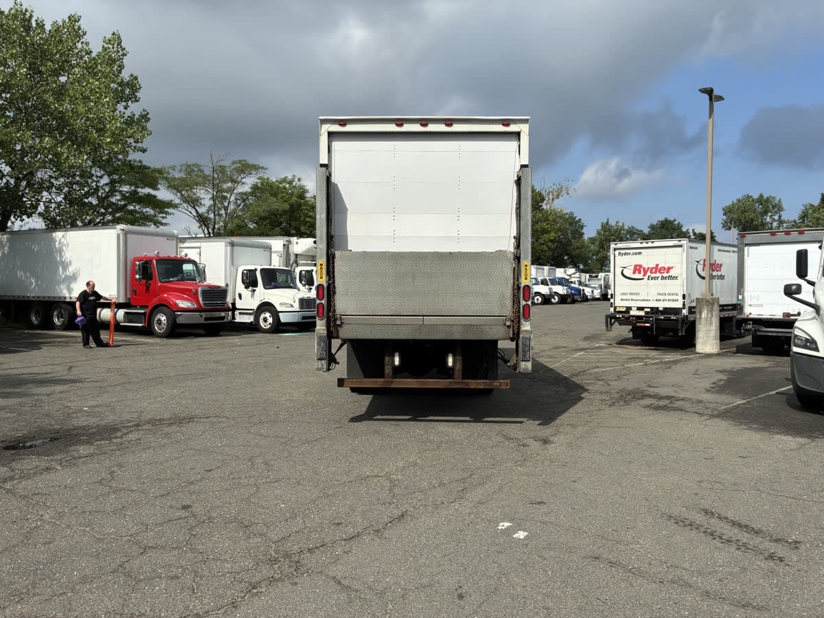 2018 Freightliner/Mercedes M2 106 774679