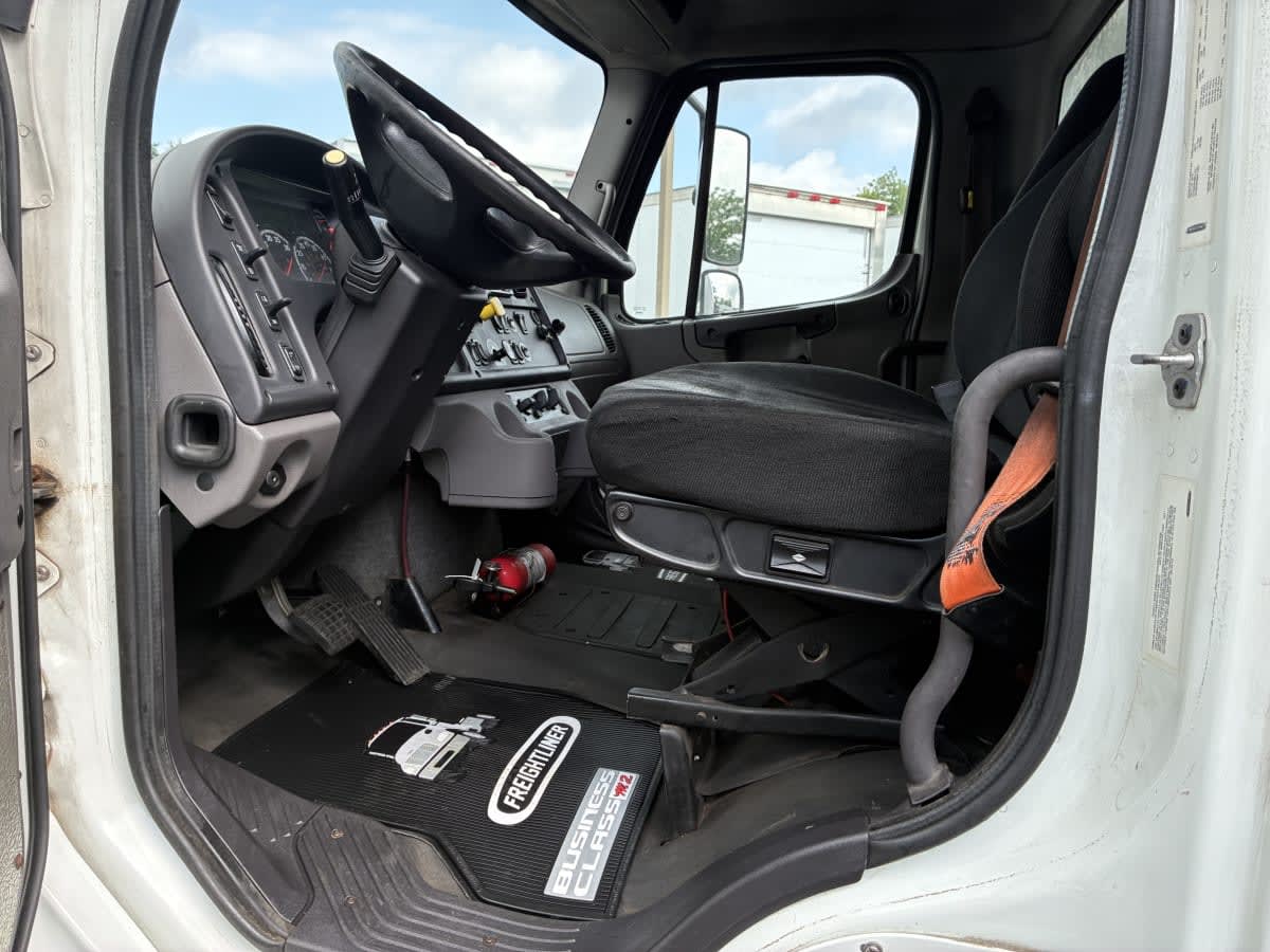 2018 Freightliner/Mercedes M2 106 774679