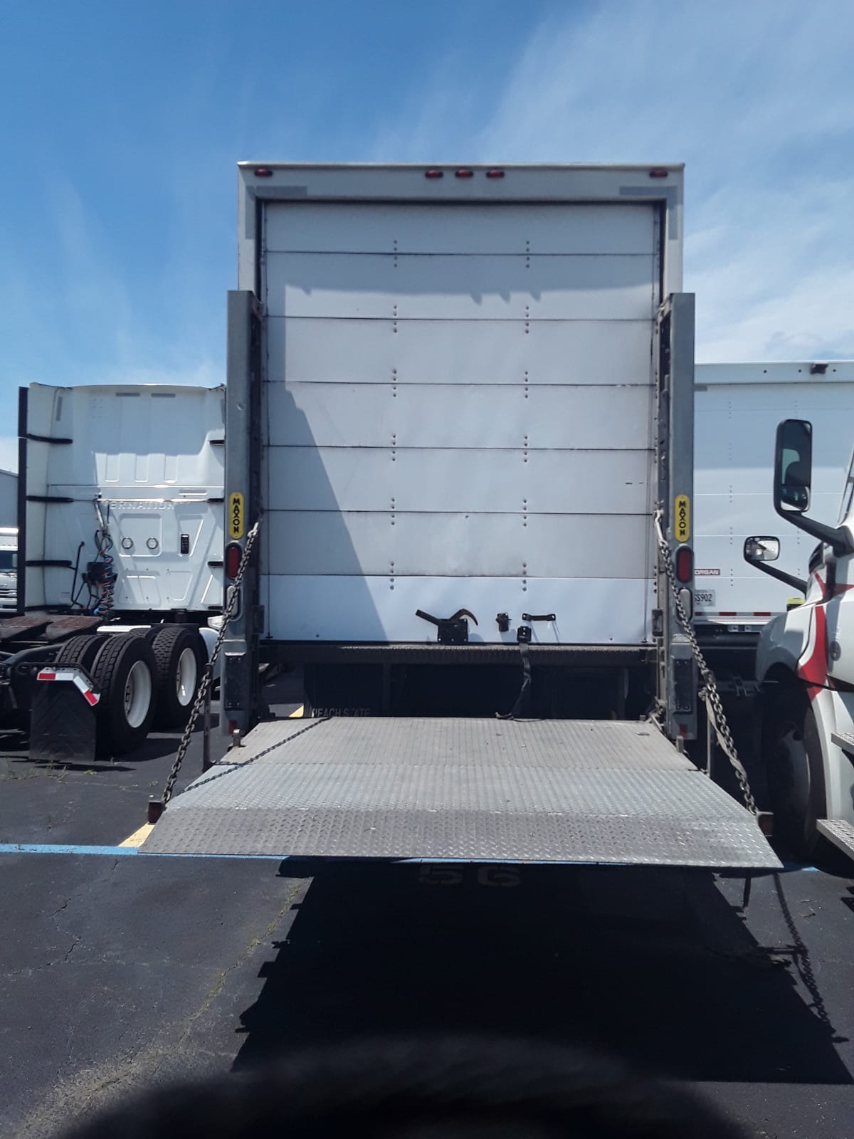 2018 Freightliner/Mercedes M2 106 774682