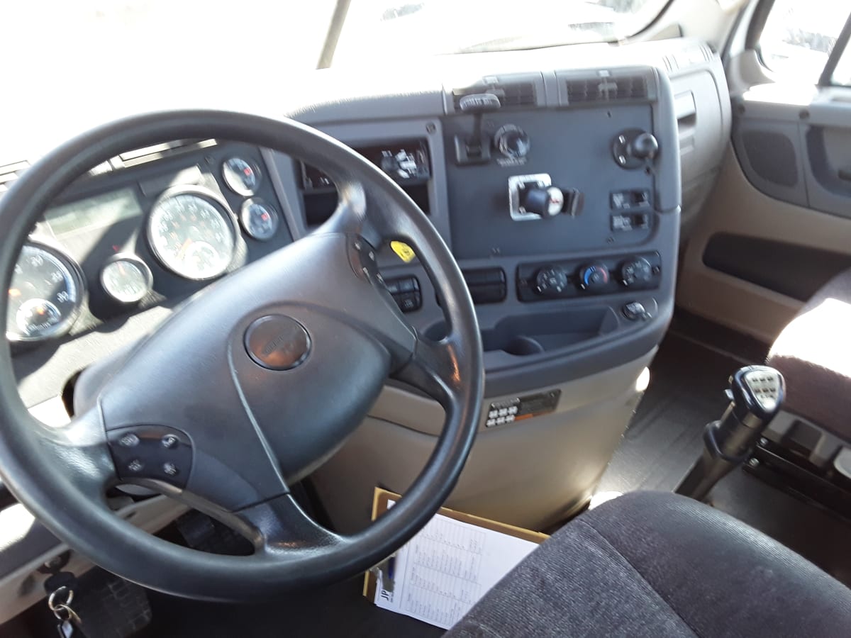 2016 Freightliner/Mercedes CASCADIA 125 774988