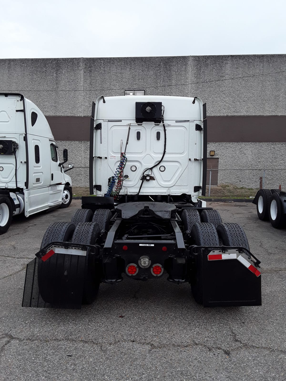 2018 Freightliner/Mercedes CASCADIA 125 775066