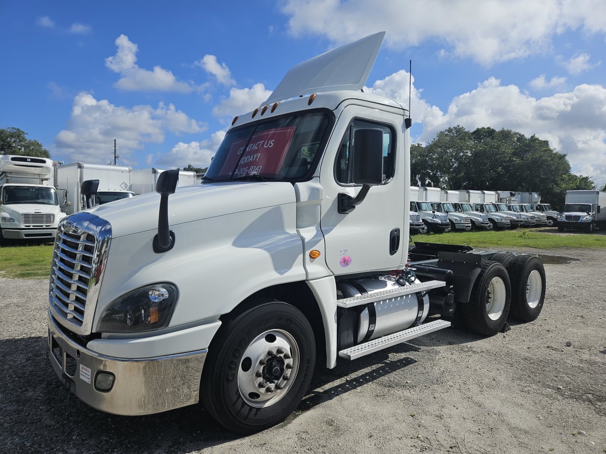 2018 Freightliner/Mercedes CASCADIA 125 775229