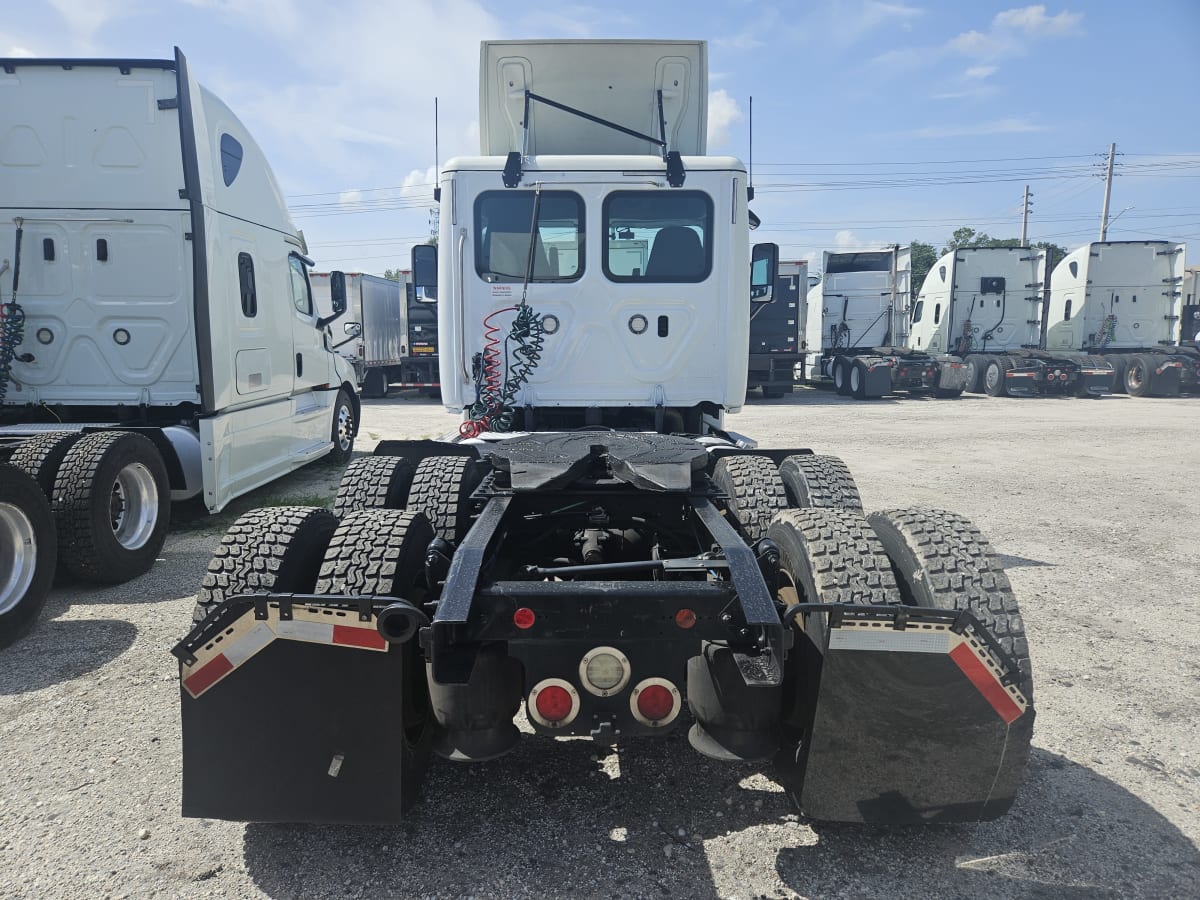 2018 Freightliner/Mercedes CASCADIA 125 775237