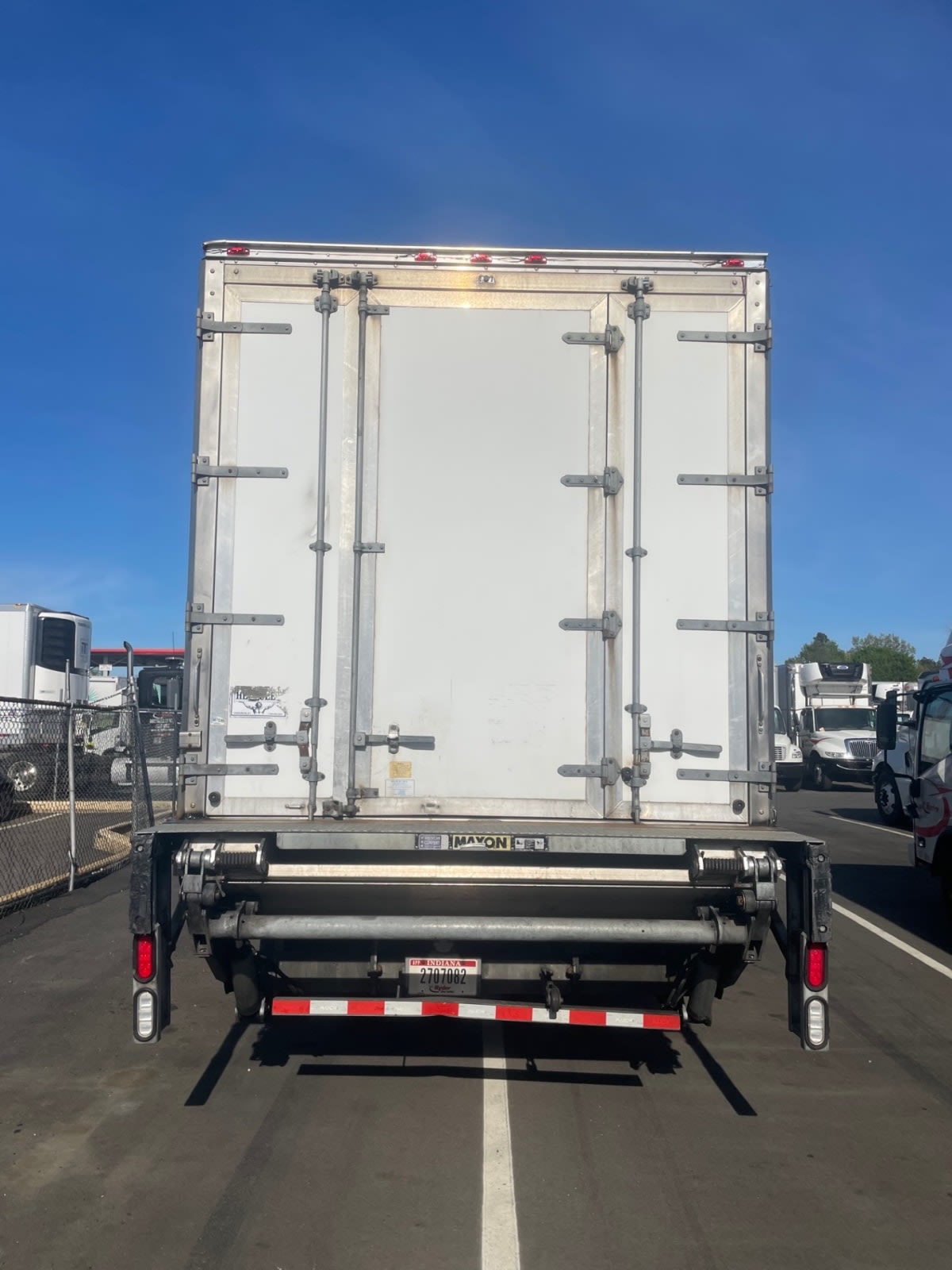 2018 Freightliner/Mercedes M2 106 775299