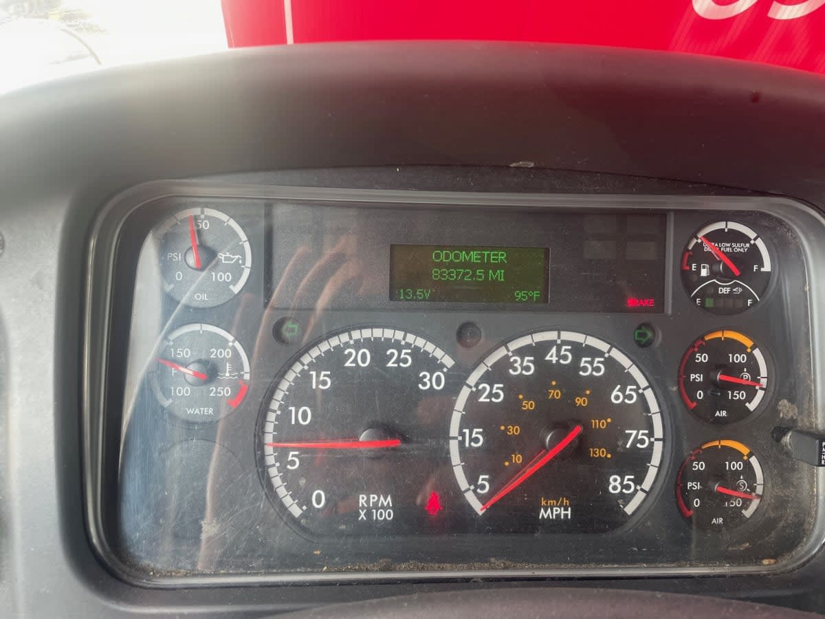 2018 Freightliner M2 106 775301
